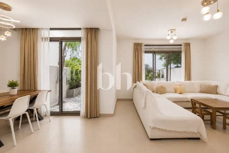 تاون هاوس 3 غرف نوم للبيع في تاون سكوير، دبي - images image img