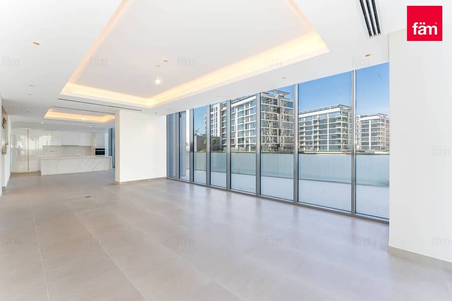Exclusive Lagoon View, Duplex Apartment Vacant Exclusive Lagoon View, Duplex Apartment Vacant