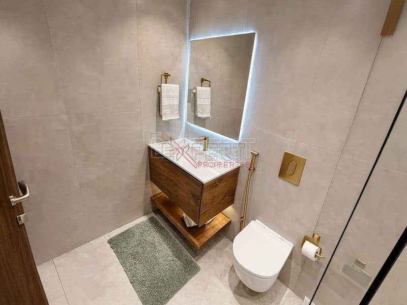 13 Image 13