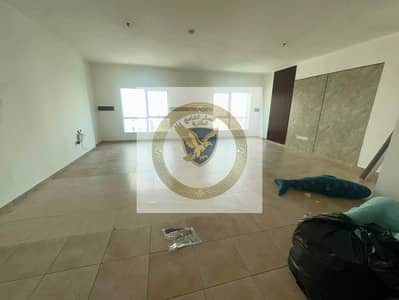3 Bedroom Flat for Rent in Al Majaz, Sharjah - WhatsApp Image 2026-07-13 at 4.25. 26 PM (2). jpeg 3 Bedroom Flat for Rent in Al Majaz, Sharjah - WhatsApp Image 2026-07-13 at 4.25. 26 PM (2). jpeg