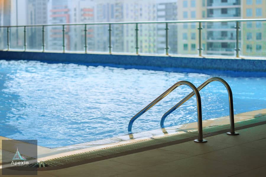 19 Mercure Swimming Pool (5). jpg