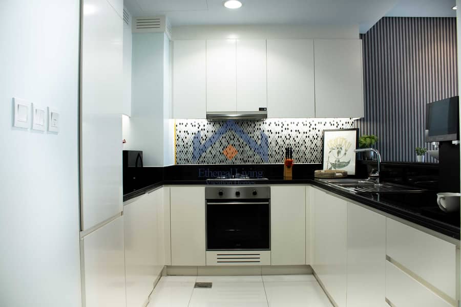 16 Kitchen3. jpg