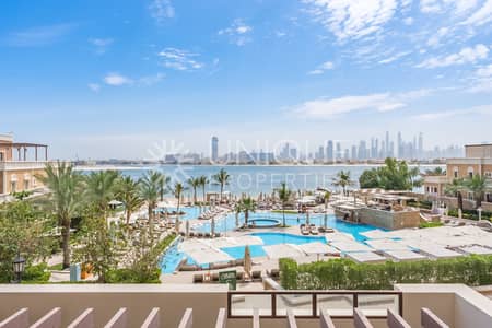 2 Bedroom Apartment for Sale in Palm Jumeirah, Dubai - Stunning Sea View | Furnished | Tenanted