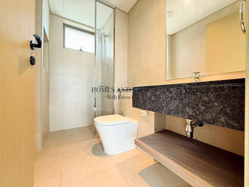 33 bd535da7-b9bf-4cce-ac65-d7da1aa14174. jpg
