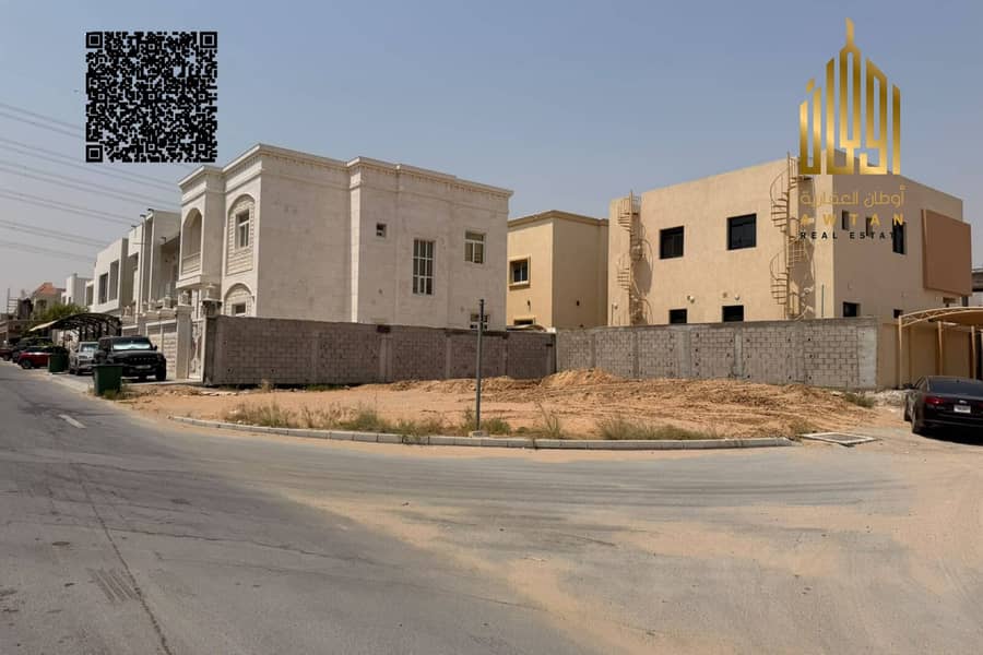 Corner plot in Al Yasmeen area at a special price Corner plot in Al Yasmeen area at a special price