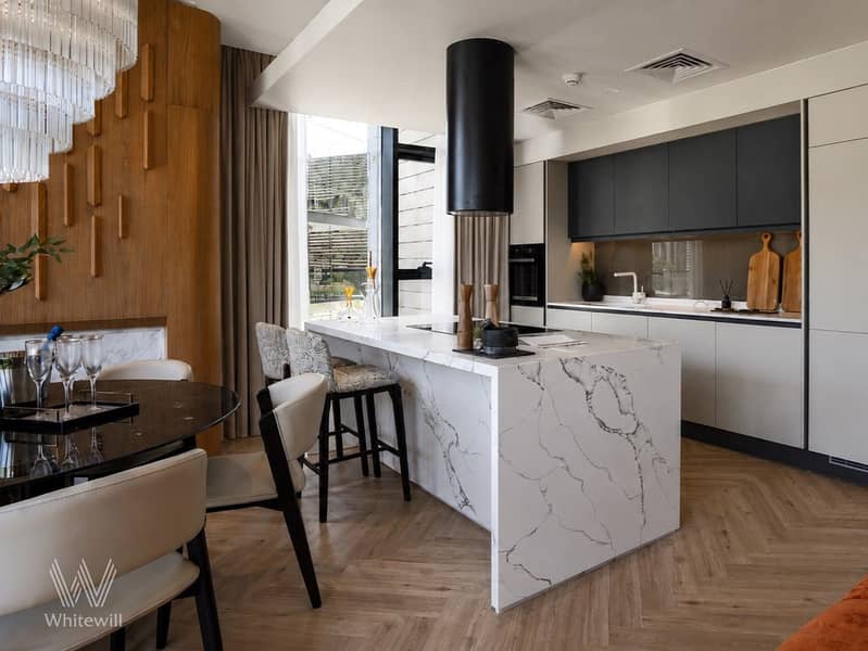8 Kitchen_. jpg
