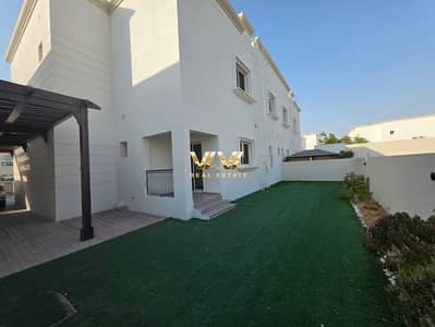 5 Schlafzimmer Villa zum zur Miete in Al Barsha, Dubai - 7f80e63a-c914-4f7b-be88-c34b42bcef21. jpg