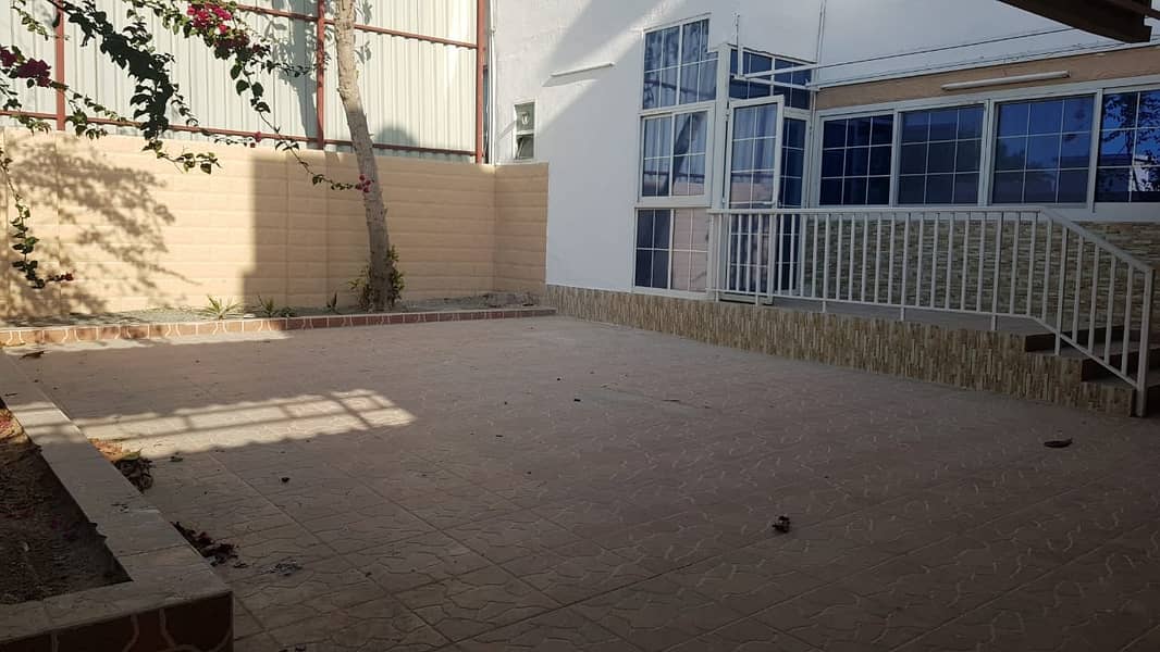 $$ Spacious Commercial/Public 3 Bedroom Duplex Villa available in Al Ghafia area, Sharjah