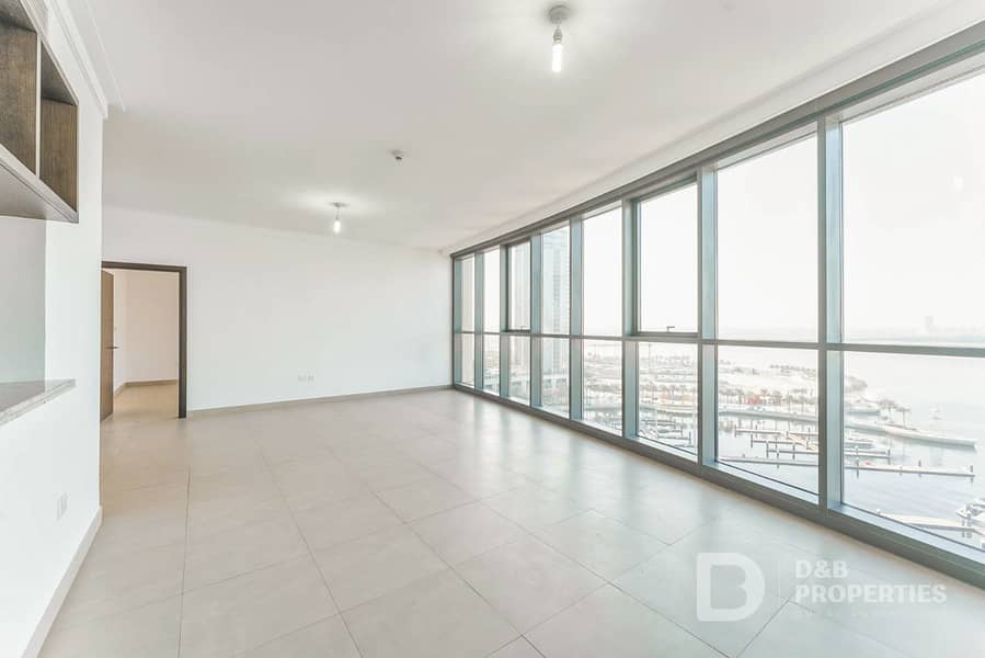 Biggest Layout | High Floor | Burj and Sea View Biggest Layout | High Floor | Burj and Sea View