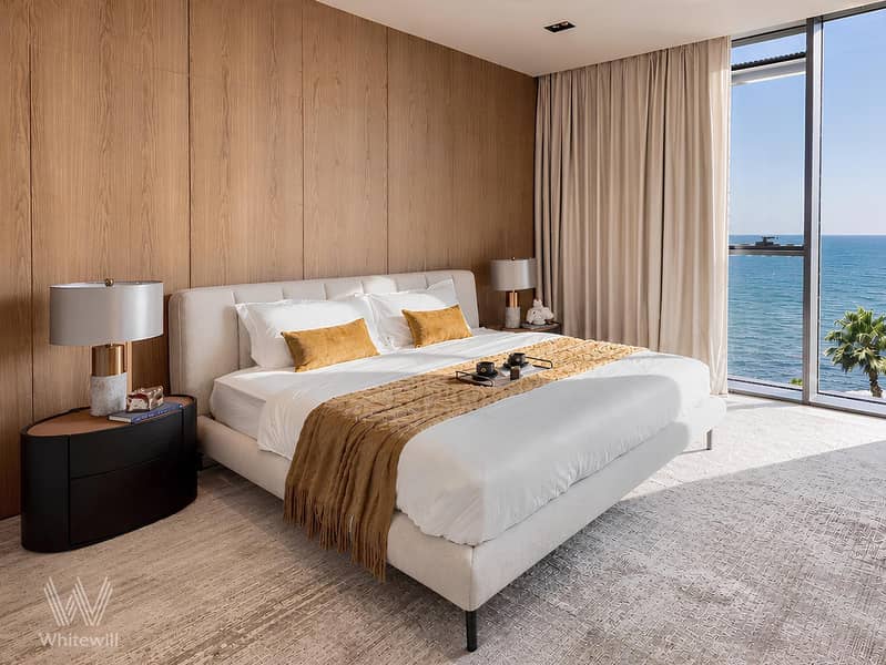 11 Master bedroom. jpg