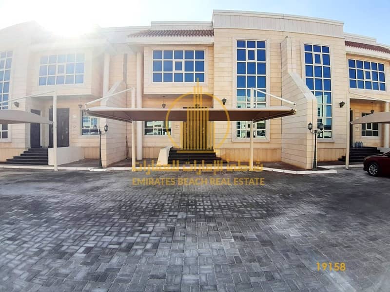 فيلا بتشطيب عالي الجودة جاهزة للسكن مباشرة فيلا بتشطيب عالي الجودة جاهزة للسكن مباشرة