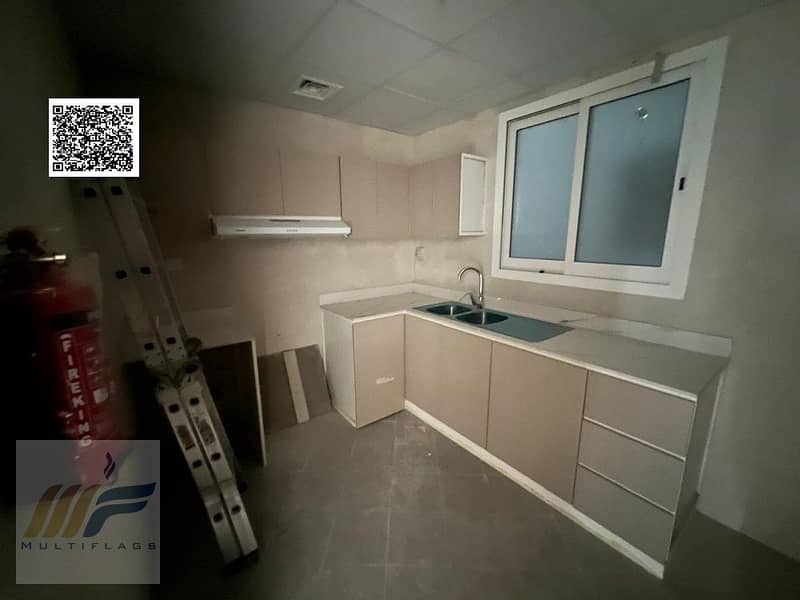 14 63b93e09-55dc-4ea5-bd07-df6734728979. jpg