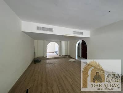 4 Cпальни Вилла в аренду в Аль Кулайя, Шарджа - WhatsApp Image 2026-06-05 at 07.18. 32 (1). jpeg 4 Cпальни Вилла в аренду в Аль Кулайя, Шарджа - WhatsApp Image 2026-06-05 at 07.18. 32 (1). jpeg