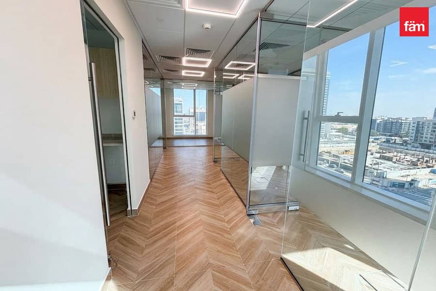 Next Metro | Fitted | Renovated | Can Be Furnished Next Metro | Fitted | Renovated | Can Be Furnished