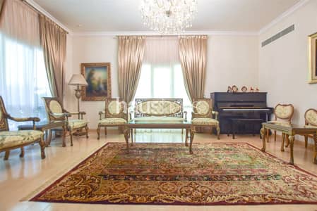 5 Bedroom Villa for Sale in The Meadows, Dubai - Renovation Opportunity | Private Pool 5 Bedroom Villa for Sale in The Meadows, Dubai - Renovation Opportunity | Private Pool