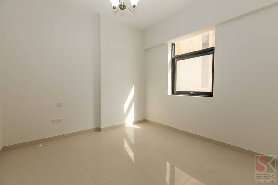 2 Al Bahri Grand Residence_SBK-5833. JPG