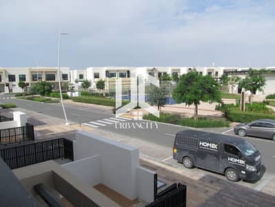 3 Bedroom Villa for Rent in Yas Island, Abu Dhabi - WhatsApp Image 2026-07-11 at 2.45. 16 PM. jpeg 3 Bedroom Villa for Rent in Yas Island, Abu Dhabi - WhatsApp Image 2026-07-11 at 2.45. 16 PM. jpeg