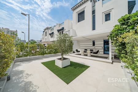 4 Camere Villa in vendita a Palm Jumeirah, Dubai - Villa a Palm Jumeirah,Palma Residences, 4 camere da letto, 15500000 AED - 13497438 4 Camere Villa in vendita a Palm Jumeirah, Dubai - Villa a Palm Jumeirah,Palma Residences, 4 camere da letto, 15500000 AED - 13497438