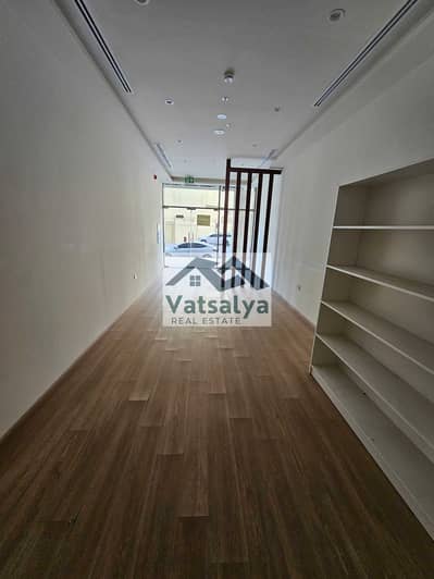 Shop for Rent in Al Karama, Dubai - 20251212_152037. jpg