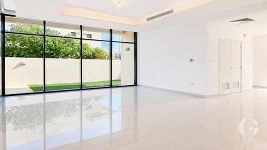 3 Bedroom Townhouse for Rent in DAMAC Hills, Dubai - Unfurnished | Single Row | Spacious layout 3 Bedroom Townhouse for Rent in DAMAC Hills, Dubai - Unfurnished | Single Row | Spacious layout