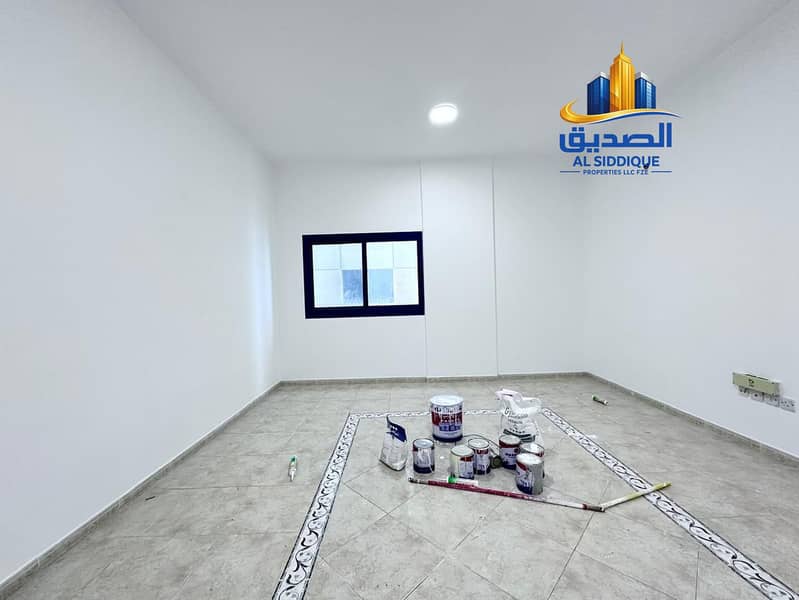 3 ed52be81-cde8-4a9c-a3d8-2773d2e83d3b-1_all_140. jpg