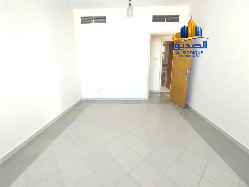 9 66599. jpg