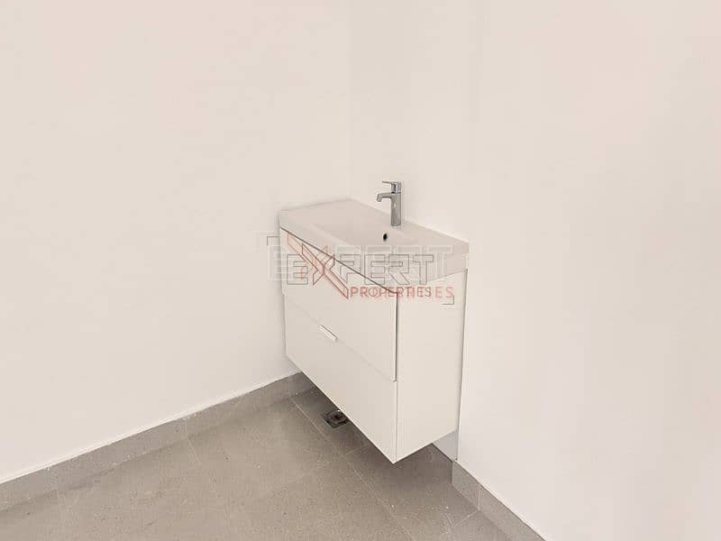 9 Image 9