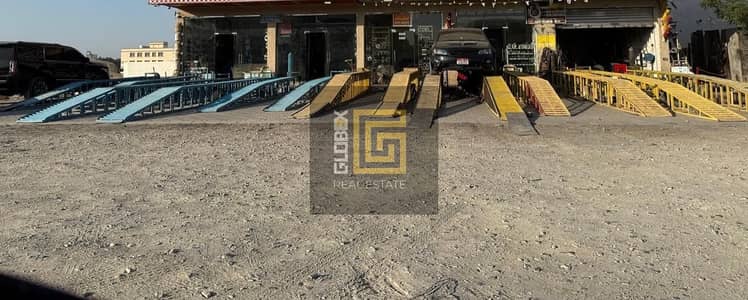 Building de  à à vendre à Al Jurf, Ajman - 606fa012-8d7d-49e8-a244-fc4d9e3b1501. jpg