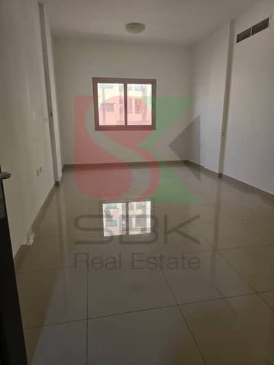 2 Camere Appartamento in Affitto a Al Mujarrah, Sharjah - WhatsApp Image 2026-07-14 at 4.24. 47 PM (2). jpeg 2 Camere Appartamento in Affitto a Al Mujarrah, Sharjah - WhatsApp Image 2026-07-14 at 4.24. 47 PM (2). jpeg