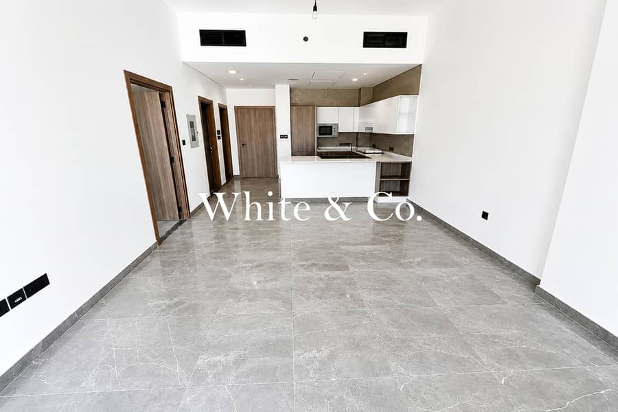 Pool View | Brand New | Great Amenities Pool View | Brand New | Great Amenities