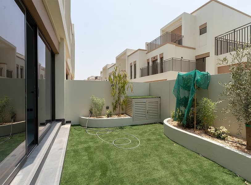 Villetta a schiera a DAMAC Lagoons,Costa Brava, 4 camere da letto, 160000 AED - 15829091 Villetta a schiera a DAMAC Lagoons,Costa Brava, 4 camere da letto, 160000 AED - 15829091