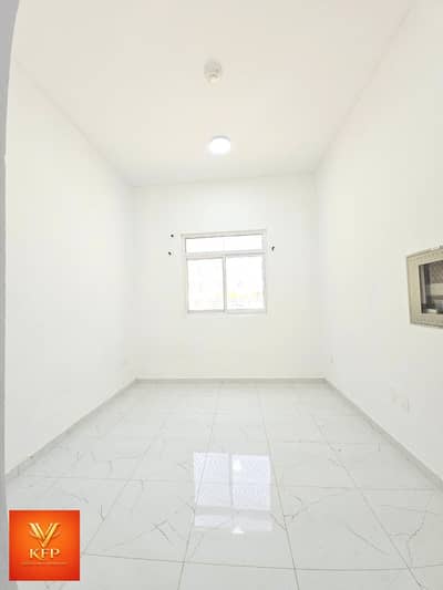 Studio te Huur in Deira, Dubai - WhatsApp Image 2026-07-14 at 10.19. 36 (1). jpeg Studio te Huur in Deira, Dubai - WhatsApp Image 2026-07-14 at 10.19. 36 (1). jpeg