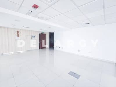 Office for Rent in Jumeirah Lake Towers (JLT), Dubai - Bright Fitted Office | Glass Cabins | Tiffany Office for Rent in Jumeirah Lake Towers (JLT), Dubai - Bright Fitted Office | Glass Cabins | Tiffany