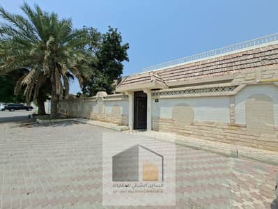5 Schlafzimmer Villa zum zur Miete in Kalba, Sharjah - WhatsApp Image 2026-07-14 at 4.59. 17 PM (1). jpeg 5 Schlafzimmer Villa zum zur Miete in Kalba, Sharjah - WhatsApp Image 2026-07-14 at 4.59. 17 PM (1). jpeg