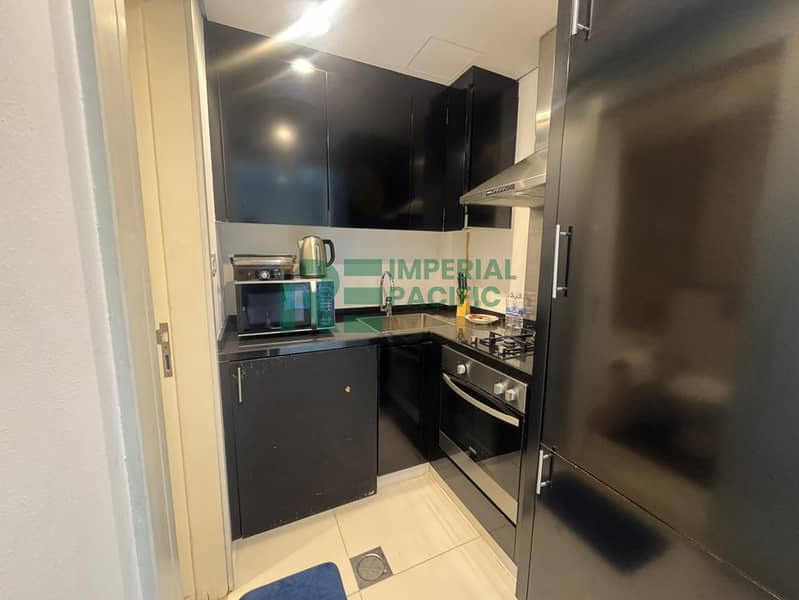 5 Kitchen. jpeg