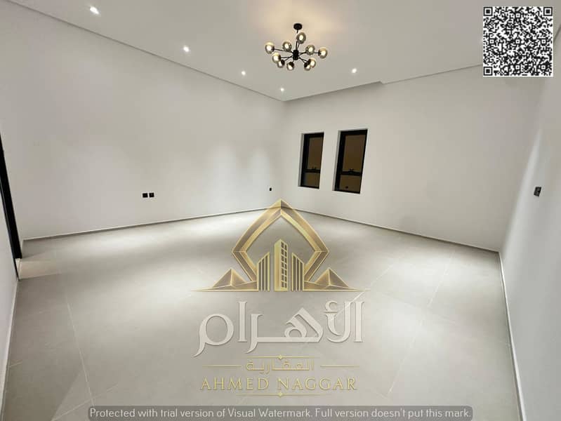 4 WhatsApp Image 2026-01-08 at 16.00. 29 (1). png