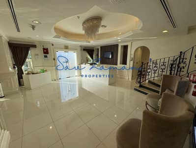 Villa para en Alquiler en Umm Suqeim, Dubai - WhatsApp Image 2026-04-10 at 00.47. 11. jpeg