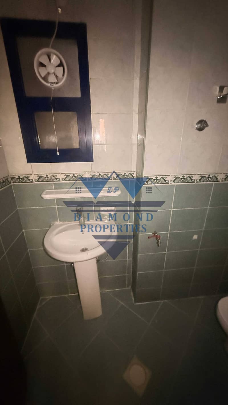 7 IMG_0683. jpeg