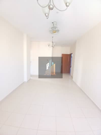 1 Slaapkamer Appartement te Huur in Bu Tina, Sharjah - 78556. jpg