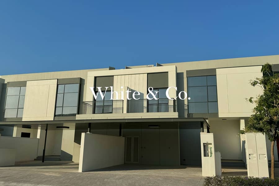 Single Row | Close to Pool | Investment Single Row | Close to Pool | Investment