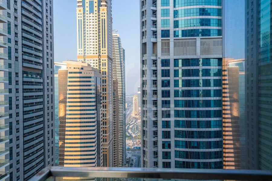 Exclusive | Furnished | Corner Unit | City View Exclusive | Furnished | Corner Unit | City View