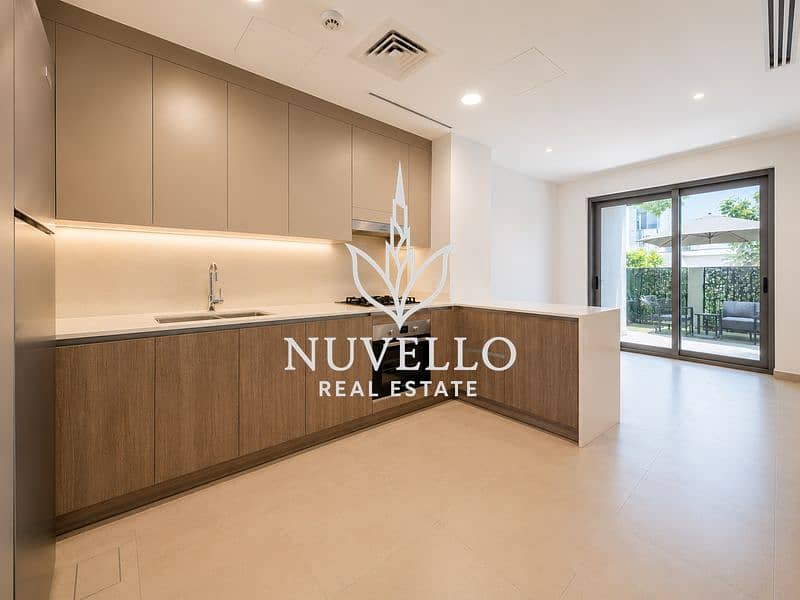 Available October | Internal Unit | Close to Pool Available October | Internal Unit | Close to Pool