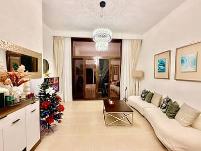 2 habitaciones Apartamento para en Alquiler en Town Square, Dubai - Apartamento en Town Square,Warda Apartments,Warda Apartments 1, 2 dormitorios, 125000 AED - 15749927 2 habitaciones Apartamento para en Alquiler en Town Square, Dubai - Apartamento en Town Square,Warda Apartments,Warda Apartments 1, 2 dormitorios, 125000 AED - 15749927