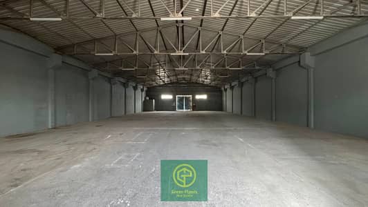 Warehouse zum zur Miete in Umm Ramool, Dubai - PHOTO-2026-07-09-12-14-24 (1). jpg Warehouse zum zur Miete in Umm Ramool, Dubai - PHOTO-2026-07-09-12-14-24 (1). jpg
