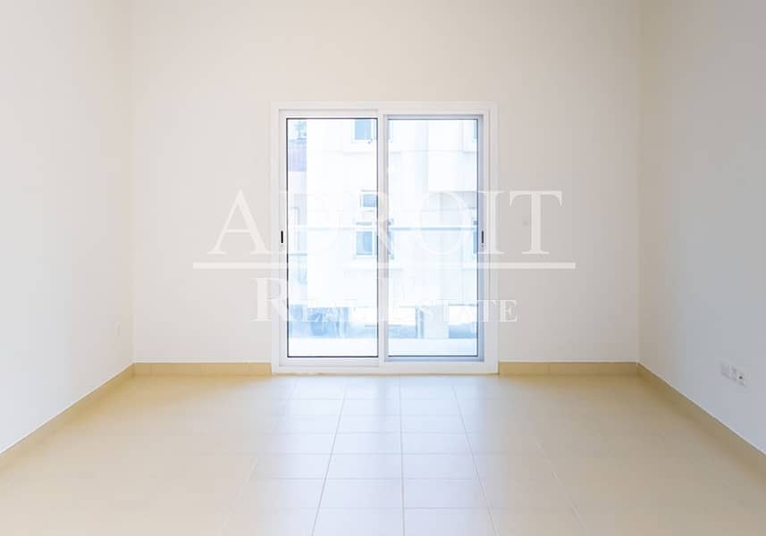 Perfectly Priced | 1BR in Wasl Crystal !