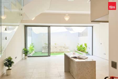 3 Bedroom Townhouse for Rent in Mohammed Bin Rashid City (MBR City), Dubai - Upgraded | Extended | DEWA and Appliances Included 3 Bedroom Townhouse for Rent in Mohammed Bin Rashid City (MBR City), Dubai - Upgraded | Extended | DEWA and Appliances Included
