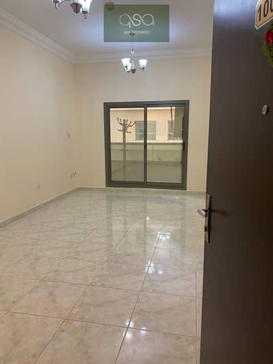 4 Camere Appartamento in vendita a Emirates City, Ajman - 1. jpeg 4 Camere Appartamento in vendita a Emirates City, Ajman - 1. jpeg
