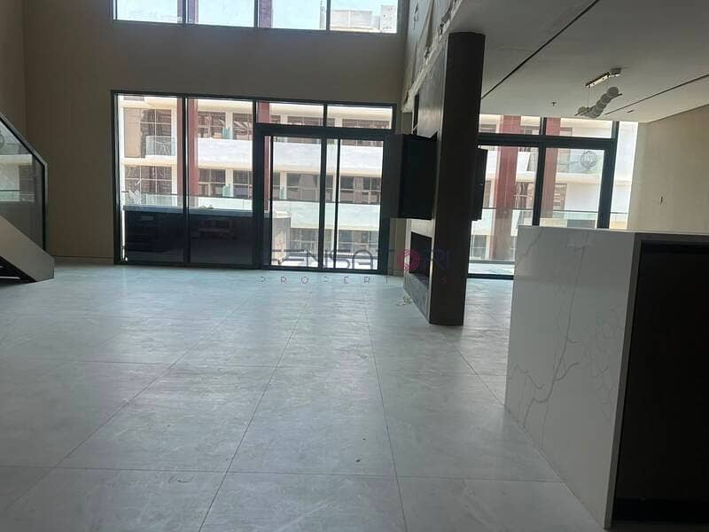 Luxury High-Floor Duplex | Privet Pool | Spacious Luxury High-Floor Duplex | Privet Pool | Spacious