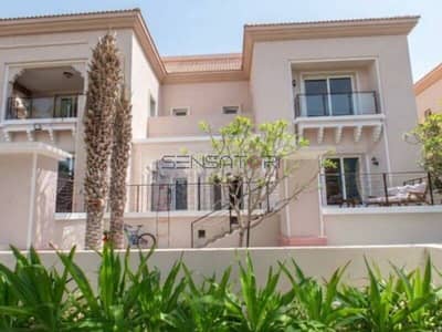 5 Bedroom Villa for Sale in Palm Jumeirah, Dubai - BEACHFRONT LUXURY LIVING | PLUS MAIDS VILLA 5 Bedroom Villa for Sale in Palm Jumeirah, Dubai - BEACHFRONT LUXURY LIVING | PLUS MAIDS VILLA