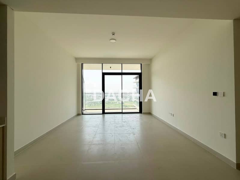 Golf & Villa Views | Luxury High Floor | Vacant Golf & Villa Views | Luxury High Floor | Vacant